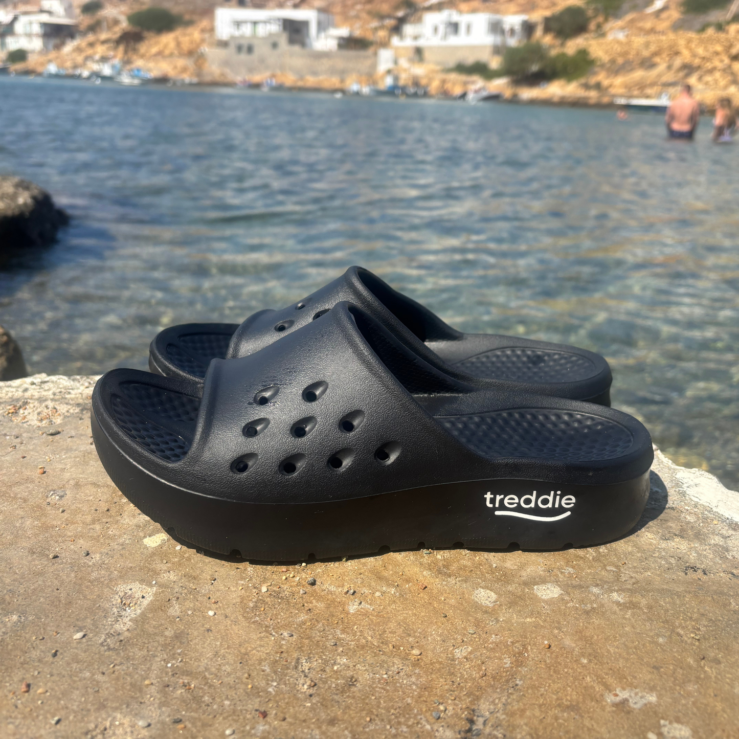 Treddie Recovery Slides - Black