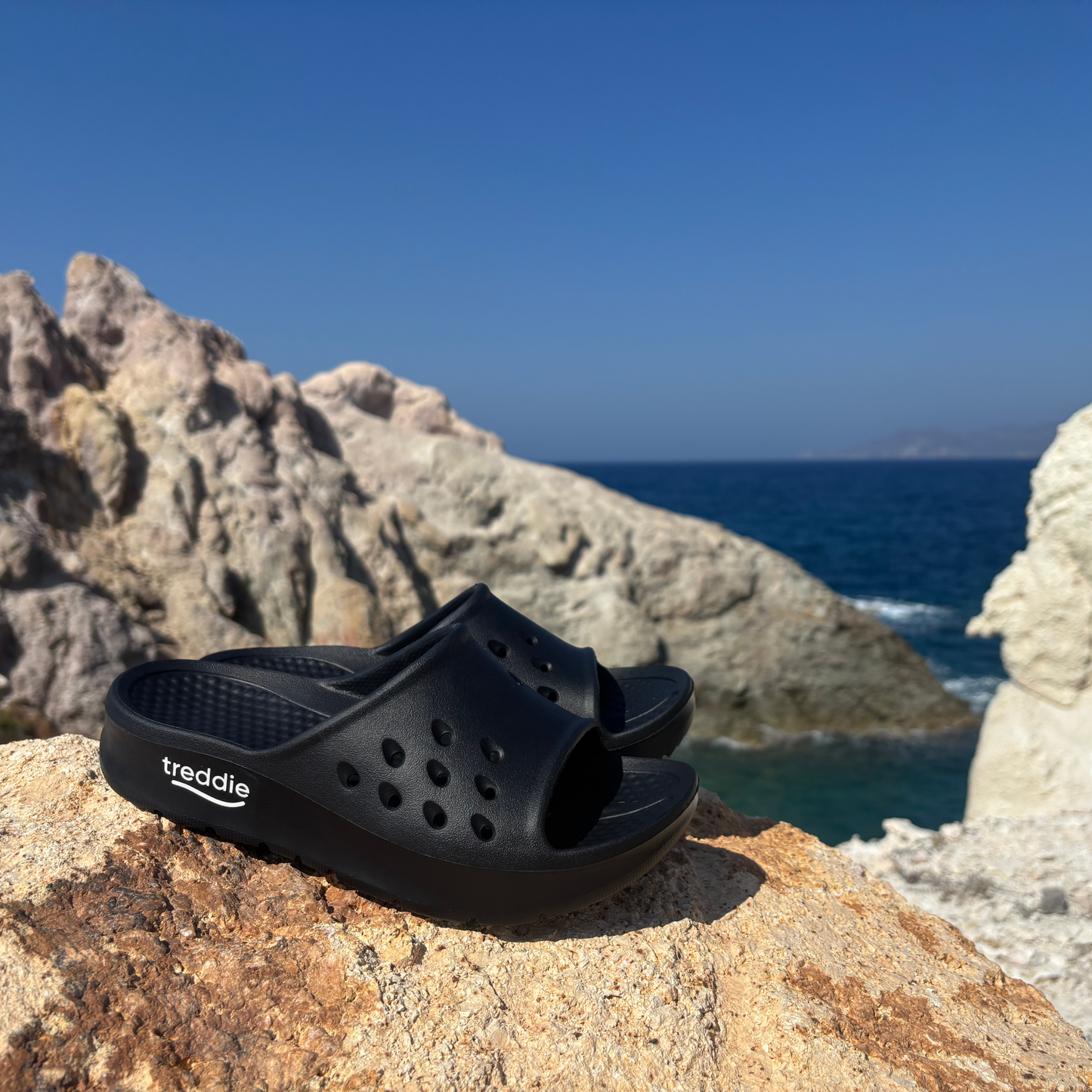 Treddie Recovery Slides - Black